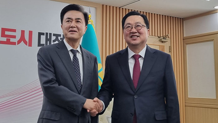 대전시장·충남지사, 정부 통합지원책에 "공약선전용 쇼케이스" 비난