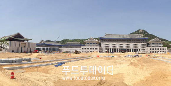 준공중인 경북도청사