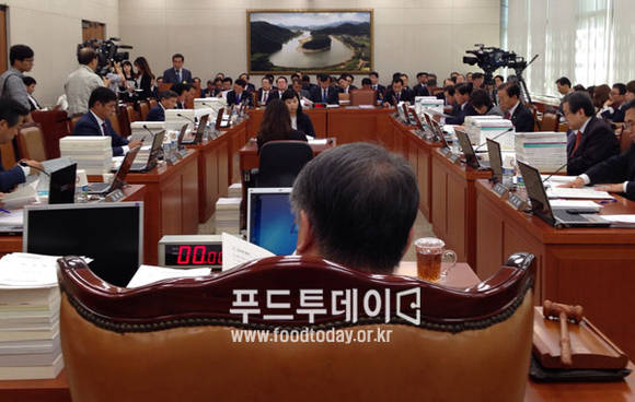 10일 농해수위 국감이 열리고 있다