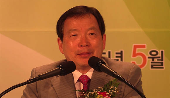 박인구 한국식품산업협회장이 축사를 하고 있다.