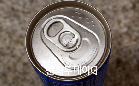 음료 용기 점자