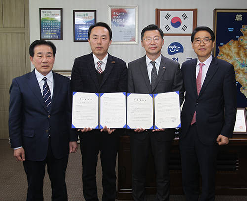충북 진천군 관내 송두산업단지 분양이 100% 완료돼 지역경제 활성화에 큰 활력을 불어넣고 있다. 사진은 송두산업산업단지 투자협약식 사진. (출처: 진천군청)