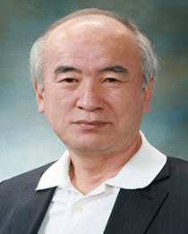 정덕화(경상대학교 석좌교수, (사)대한민국 GAP연합회장)