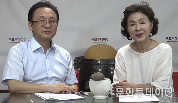 왼쪽부터 김수범 박사, 문화투데이 구재숙