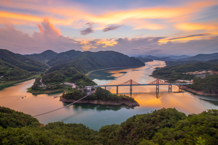 제천시 옥순봉 출렁다리