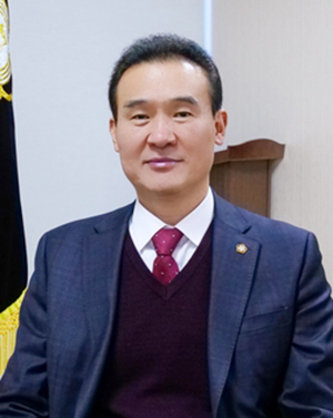 양원호 충북변호사회 29대 회장. 