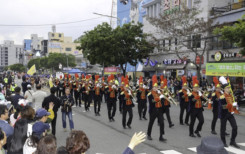 울산시 남구는 지난 11일부터 나흘간 장생포 고래문화특구에서 열린 '2023 울산고래축제'에 30여만명이 다녀갔다