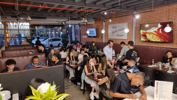 제너시스BBQ 그룹이 파나마의 수도 파나마시티에 1호점인 샌프란시스코점을 개소했다.<br>
