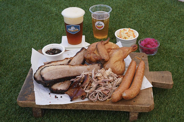 맥주 페스티벌서 판매될 맥주와 안주류<br>
