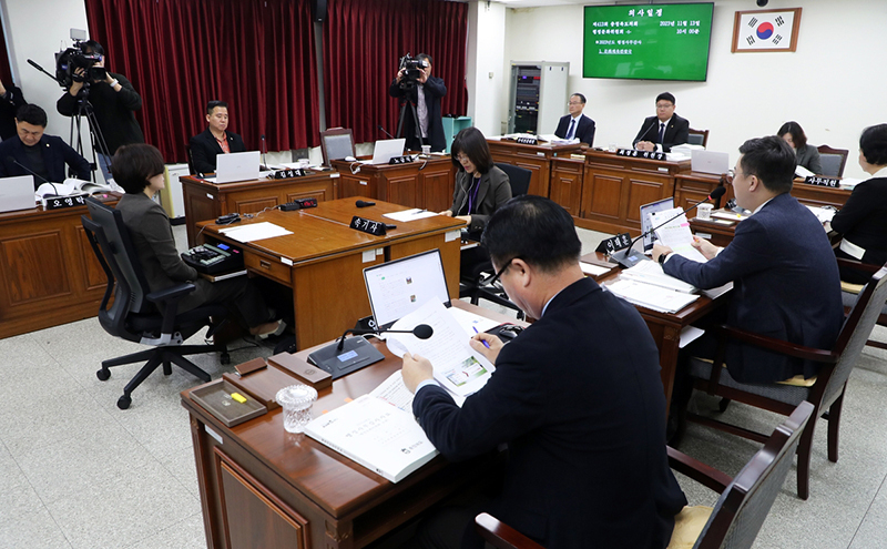 충북도의회 행정문화위원회 행정사무감사<br>
