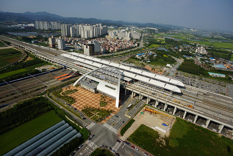 KTX 오송역 전경<br>
