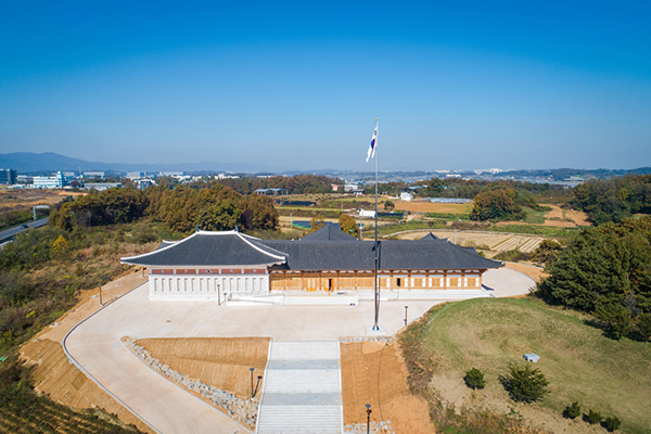 <strong>이상설 선생 기념관 전경</strong><br>
