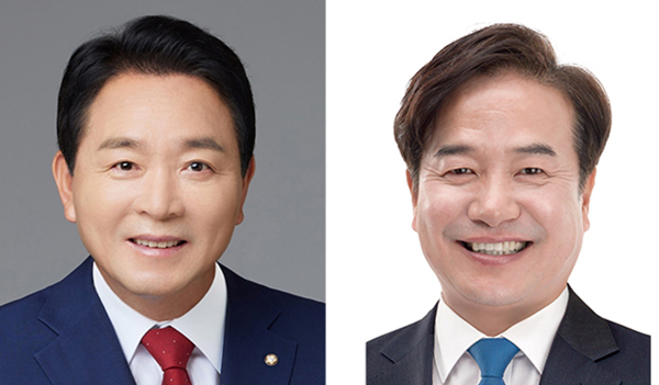 성일종(사진 왼쪽)국민의힘 의원과 조한기 전 청와대 의전비서관