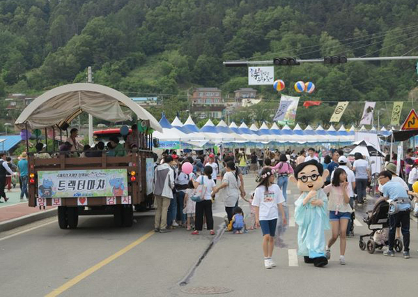 지난해 지용제 행사 모습<br>
