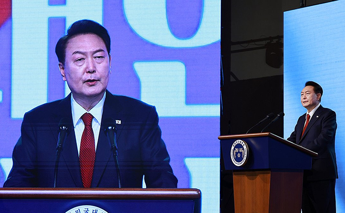 윤석열 대통령이 1일 서울 중구 유관순 기념관에서 열린 제105주년 3.1절 기념식에서 기념사를 하고 있다. <br>
