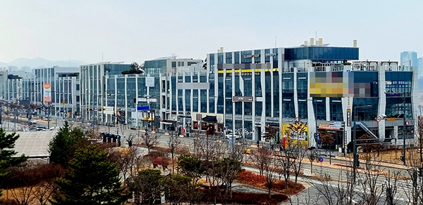 공실 많은 세종시 금강수변상가<br>

