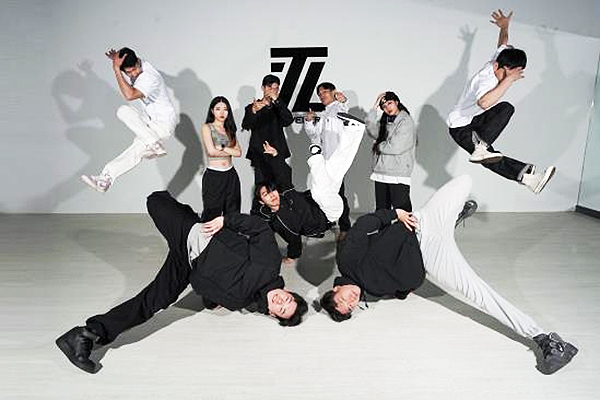 택견 비보잉팀 '트레블러 크루'<br>
