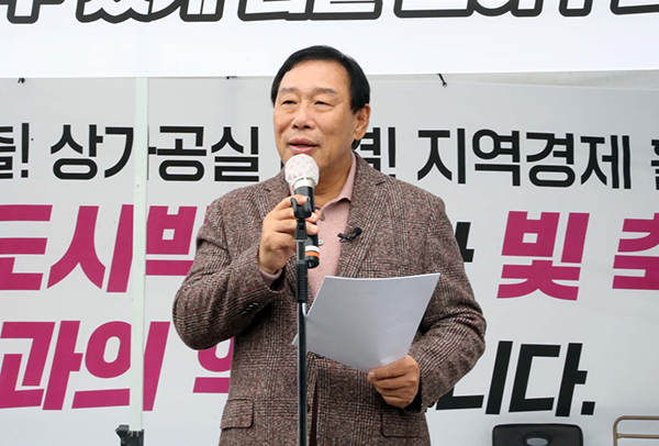 단식농성 돌입하는 최민호 세종시장<br>
