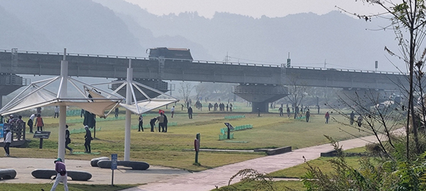 시범 운영 중인 풍서천 파크골프장<br>
