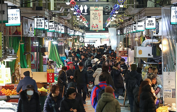 <strong>설 명절 앞둔 전통시장</strong><br>
