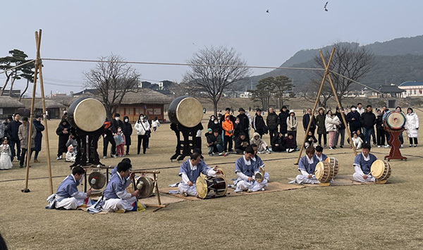 <strong>지난해 설 해미읍성 전통문화 공연</strong><br>
