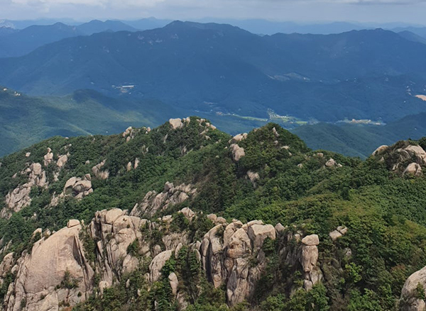 <strong>속리산 문장대</strong><br>
