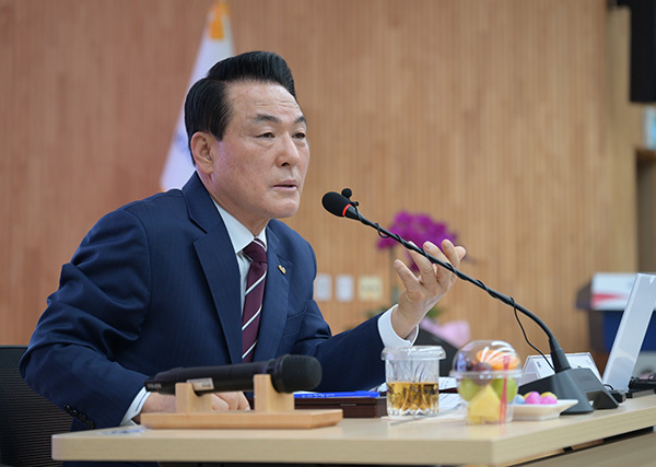 백성현 논산시장<br>
