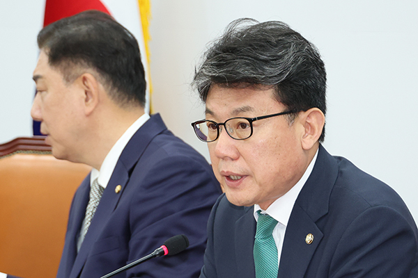 민주당 진성준 정책위의장<br>

