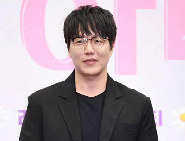 가수 성시경<br>
