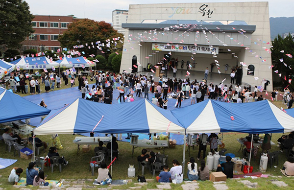 지난해 축제 장면<br>
