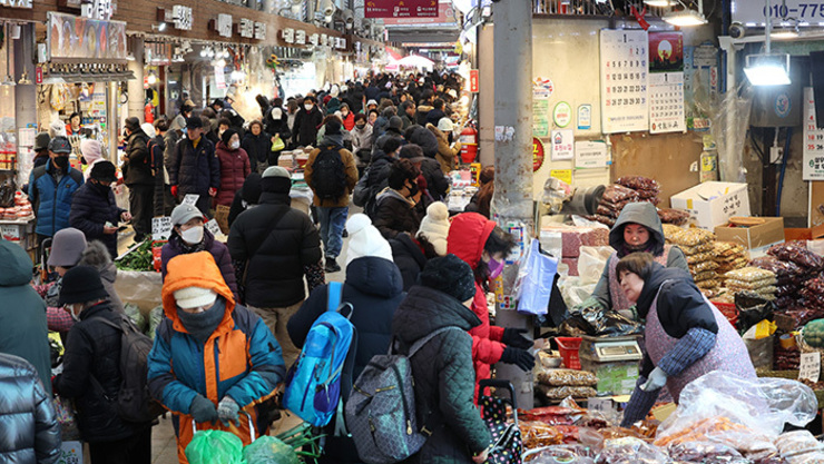 정부 "장바구니 부담 줄이고 설 물가 안정 주력"